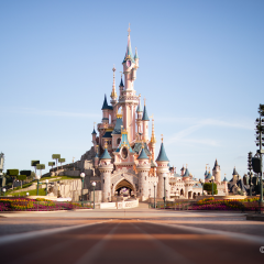Disneyland Paris et Audencia au service de l’emploi des étudiants et diplômés